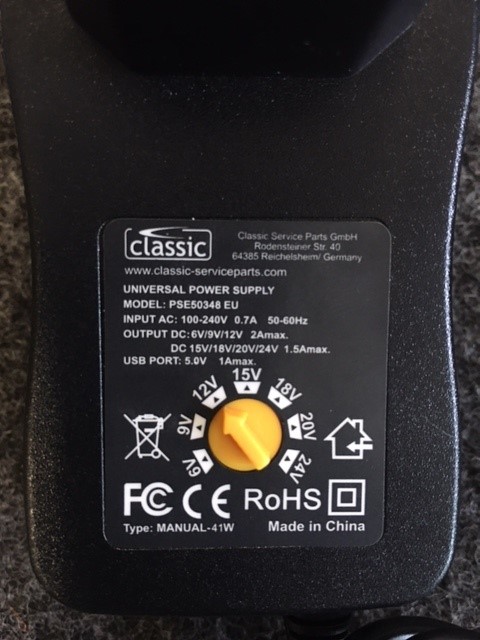 Univ. Power Supply Adapter 6V-24V