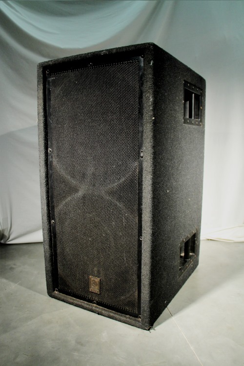 [SP3 SUB LOW] Rental Sound Projects SP3 LOW actief.
