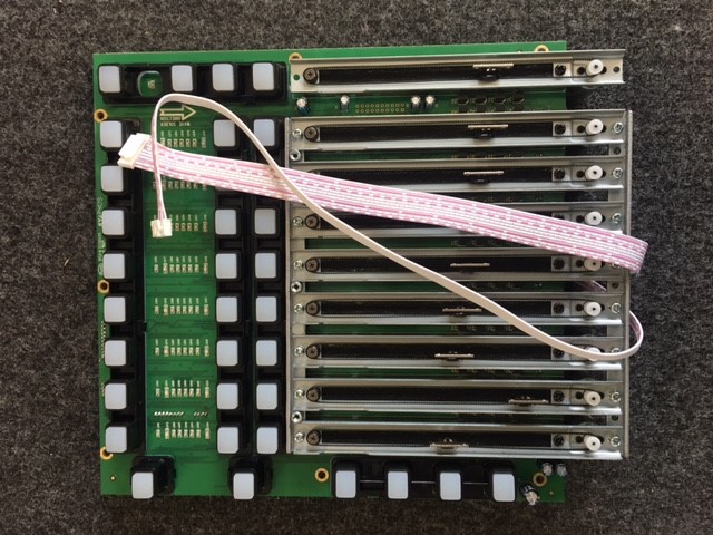 [EC17-00011-000] X32 Producer Right fader PCB