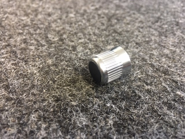 [FJ20-00175-000] M32 M32R  plastic knob (button) under screen (long) 17.5mm